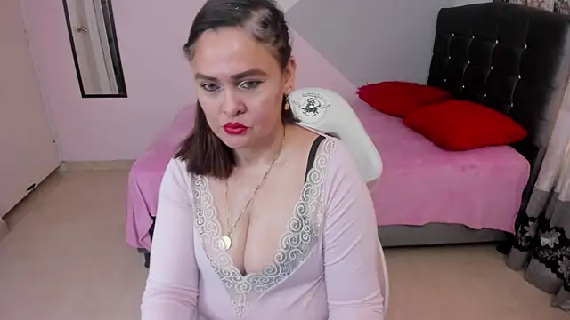 Hi  kitty  online show from 02-12-26, 03:18