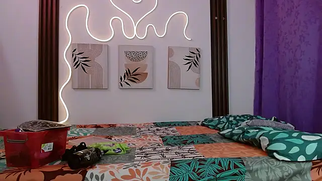 Miss Merrie online show from 02-18-26, 09:27