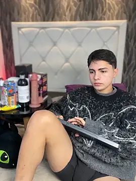 Samu Hott online show from 02-25-26, 08:18