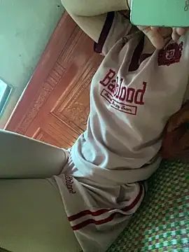 Myimy online show from 04-21-26, 03:02