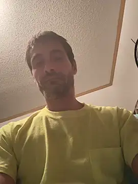 Snapshot of tommattsonn chatting on 07-01-26, 02:57 tommattsonn online show from 07-01-26, 02:57