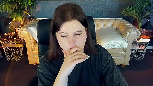 Snapshot of KristiFoxy chatting on 05-11-26, 06:49 KristiFoxy online show from 05-11-26, 06:49