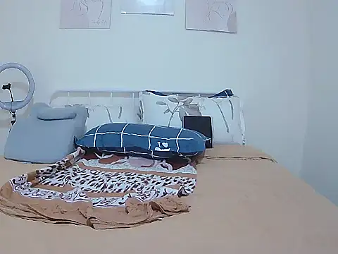 naughtywife118 online show from 03-09-26, 05:55