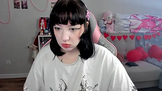 MollysLand online show from 02-18-26, 07:37