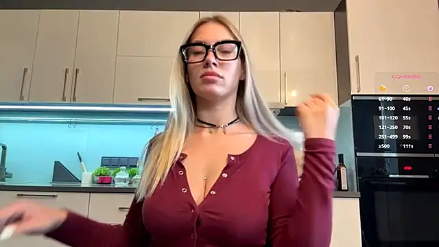 Snapshot of SoftnessMila chatting on 06-27-26, 08:14 SoftnessMila online show from 06-27-26, 08:14