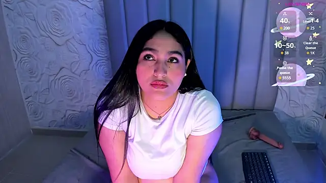 Lya dubois  online show from 04-14-26, 08:48