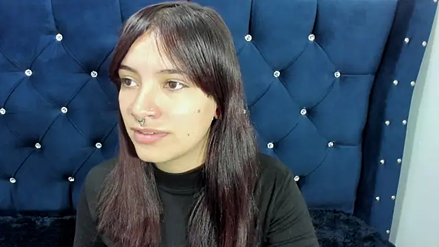 Snapshot of nahomy_glow chatting on 02-06-26, 07:06 nahomy glow online show from 02-06-26, 07:06