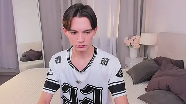 Ian Harrickton online show from 03-02-26, 03:19