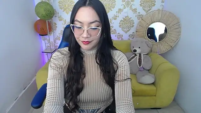 ALISS M  online show from 02-18-26, 08:16