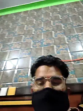 Snapshot of MrCurioX chatting on 04-28-26, 02:33 MrCurioX online show from 04-28-26, 02:33