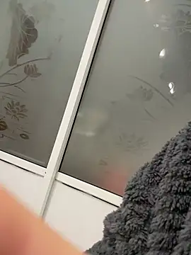 LXR77887 online show from 02-23-26, 08:39