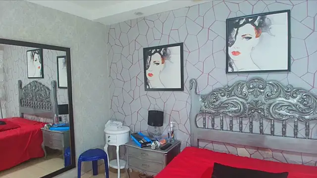 meganrousx online show from 04-12-26, 03:28