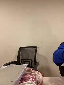 Sara Fernandez  online show from 03-19-26, 02:10