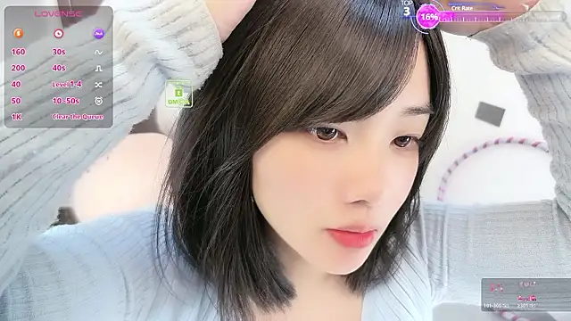 Snapshot of Minnie-Micky chatting on 03-04-26, 08:15 Minnie-Micky online show from 03-04-26, 08:15