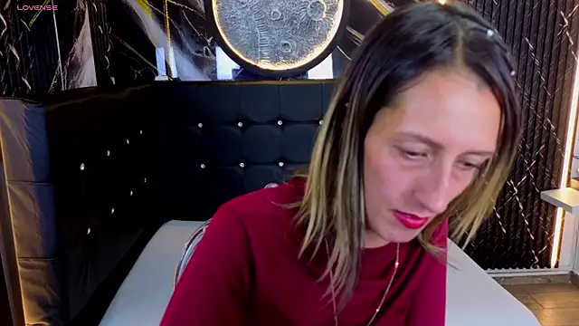 Karolyn rousse online show from 02-07-26, 12:20