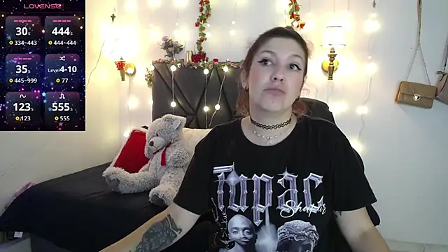 Snapshot of Sharma_Amayra chatting on 02-05-26, 08:35 Sharma Amayra online show from 02-05-26, 08:35