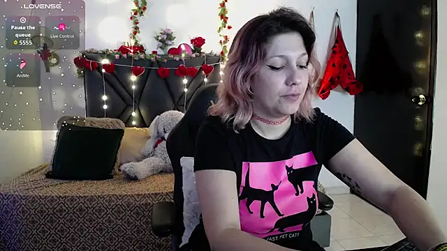 Sharma Amayra online show from 03-18-26, 08:23