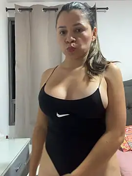 Snapshot of ANDREA04_ chatting on 02-18-26, 03:13 ANDREA04 online show from 02-18-26, 03:13