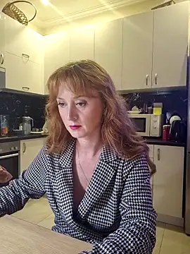 LanaBananaa  online show from 04-23-26, 07:05