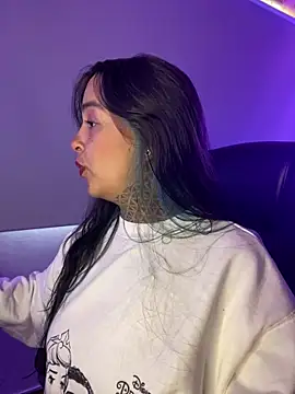 Annie Alicee online show from 03-10-26, 01:49