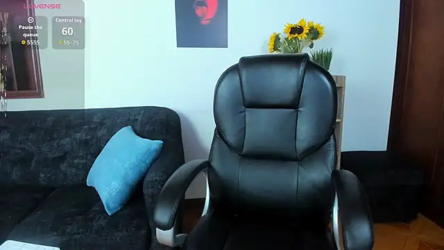 PamelaQueen  online show from 03-14-26, 04:56