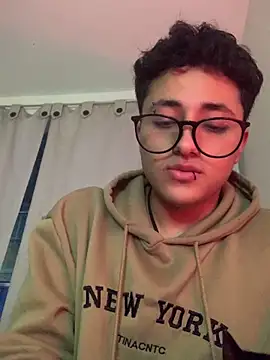 Adonibaskerville4 online show from 02-08-26, 12:03