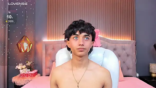 Noa 03 online show from 02-17-26, 02:13