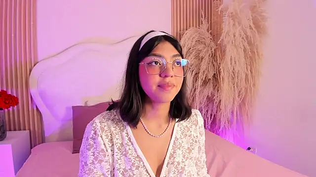 rebeca taylor online show from 02-20-26, 03:36