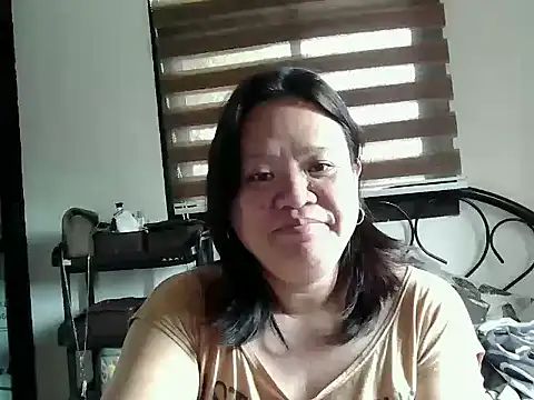 yummychubby29 online show from 02-08-26, 04:05