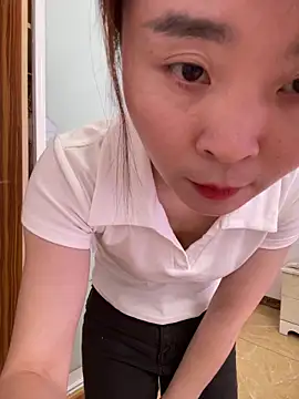 Snapshot of mm47865 chatting on 05-31-26, 09:49 mm47865 online show from 05-31-26, 09:49