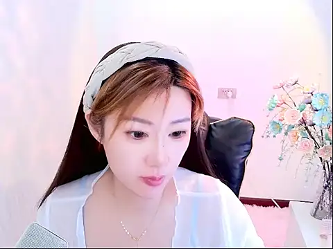 Snapshot of zhuzhu-66 chatting on 06-02-26, 05:42 zhuzhu-66 online show from 06-02-26, 05:42
