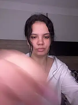 Karolina Velvet online show from 02-11-26, 10:59