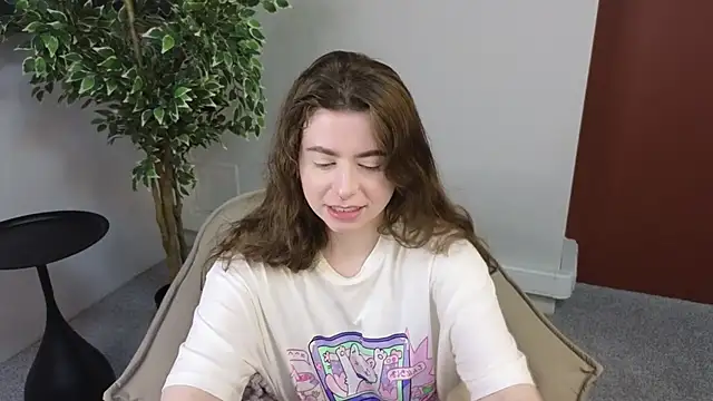 LovingWhisperr online show from 03-22-26, 01:20