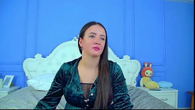 Snapshot of ElinaBellucci chatting on 02-04-26, 07:25 ElinaBellucci online show from 02-04-26, 07:25