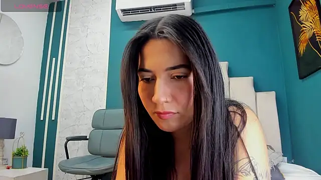 Adrienne   online show from 03-06-26, 09:22