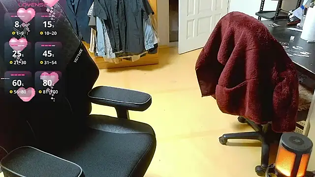 Snapshot of fxckuno chatting on 02-05-26, 02:33 fxckuno online show from 02-05-26, 02:33