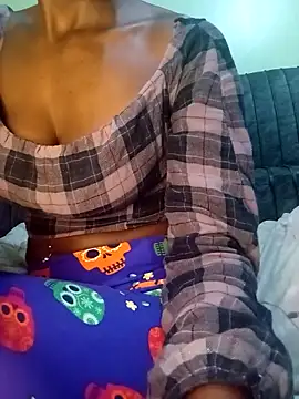 Snapshot of Pelloz chatting on 02-25-26, 08:13 Pelloz online show from 02-25-26, 08:13