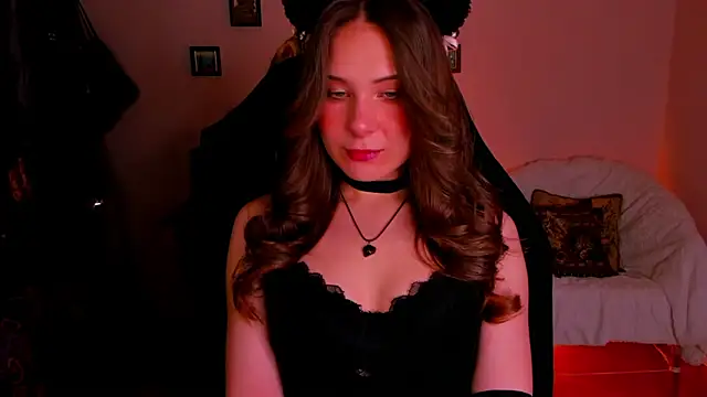 Snapshot of LanaLovely chatting on 05-25-26, 06:41 LanaLovely online show from 05-25-26, 06:41