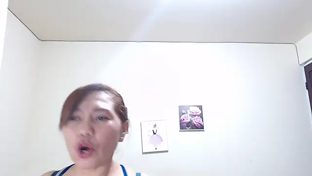 dannamomcerratt online show from 05-20-26, 05:24