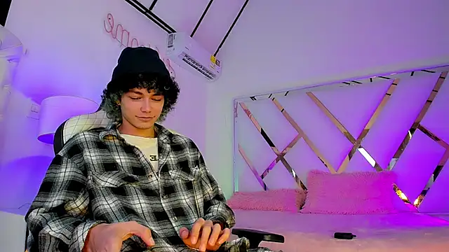 thanier 18 online show from 03-31-26, 07:25