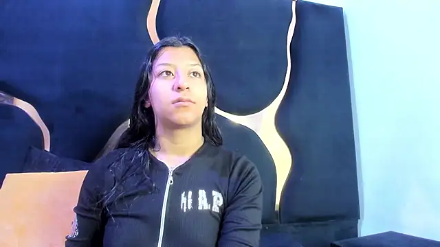 Snapshot of Vaneline2 chatting on 06-05-26, 02:12 Vaneline2 online show from 06-05-26, 02:12