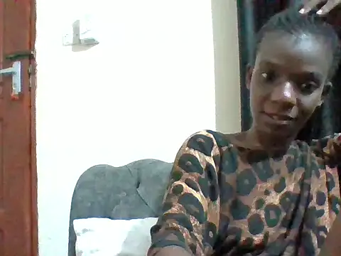 petitelavishey online show from 05-22-26, 07:41