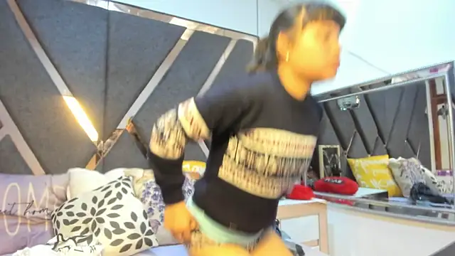 Maggyx online show from 03-24-26, 02:00