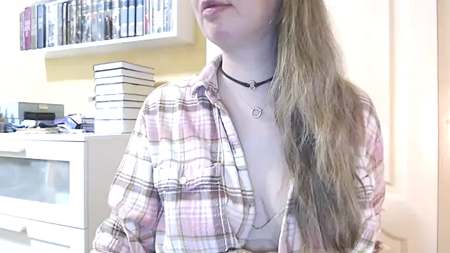 Tasiya online show from 02-22-26, 07:45