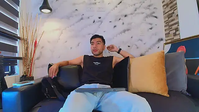 Max Hornye online show from 04-16-26, 06:30