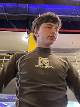 ARON LUXX online show from 04-19-26, 06:10