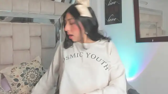 Eva cute7 online show from 03-28-26, 02:11