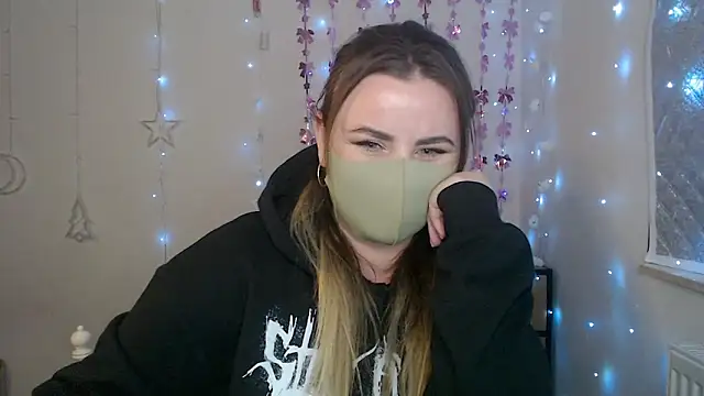 Snapshot of Avelina1 chatting on 04-18-26, 07:29 Avelina1 online show from 04-18-26, 07:29