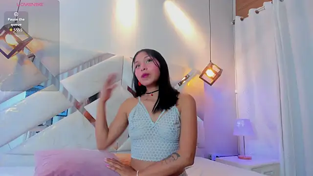 Snapshot of Wildkiitty chatting on 02-22-26, 04:24 Wildkiitty online show from 02-22-26, 04:24