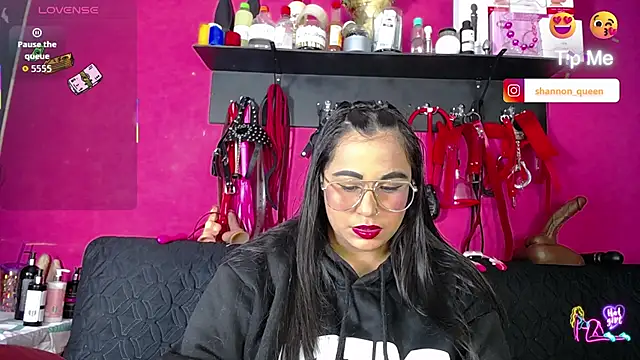 shannon queen- online show from 06-26-26, 06:29